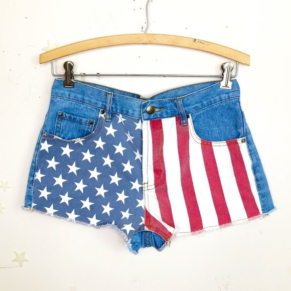 FOREVER 21 American flag denim shorts - Picture 1 of 8